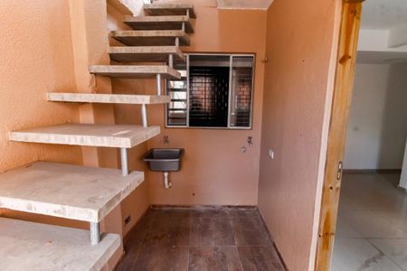 Casa para alugar com 65m², 2 quartos e sem vagaÁrea de Serviço