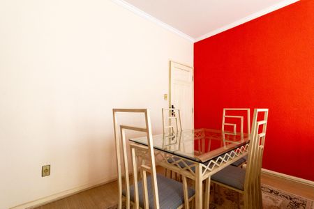 Sala de apartamento à venda com 2 quartos, 90m² em Vila Lidia, Campinas