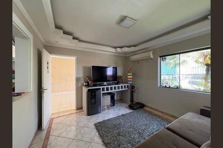 Casa à venda com 160m², 3 quartos e 3 vagas Casa à venda com 160m², 3 quartos e 3 vagasSala