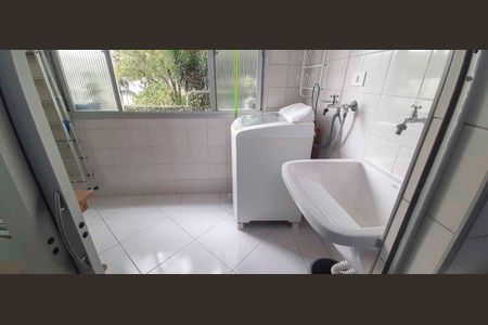 Apartamento à venda com 73m², 2 quartos e 1 vagaÁrea de Serviço