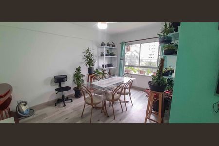 Apartamento à venda com 73m², 2 quartos e 1 vagaSala de Jantar