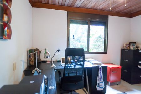 Casa de condomínio à venda com 220m², 3 quartos e 4 vagas Casa de condomínio à venda com 220m², 3 quartos e 4 vagasquarto 2