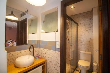 Casa para alugar com 140m², 4 quartos e 2 vagasBanheiro