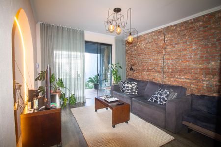 Sala de casa para alugar com 4 quartos, 140m² em Vila Cordeiro, São Paulo