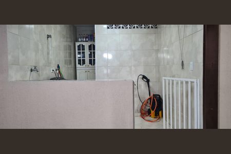 Casa à venda com 182m², 3 quartos e sem vagaÁrea externa