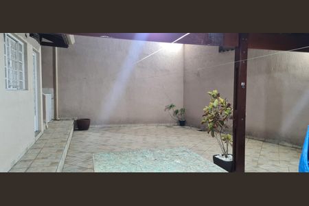 Casa à venda com 182m², 3 quartos e sem vagaÁrea externa