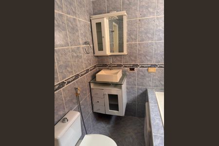 Casa à venda com 182m², 3 quartos e sem vagaBanheiro