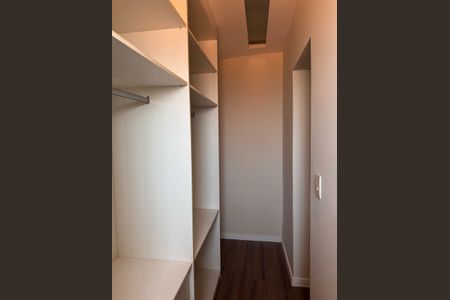 Casa à venda com 182m², 3 quartos e sem vagaQuarto