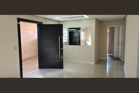 Casa à venda com 182m², 3 quartos e sem vagaSala