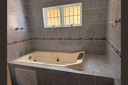 Casa à venda com 182m², 3 quartos e sem vagaBanheiro