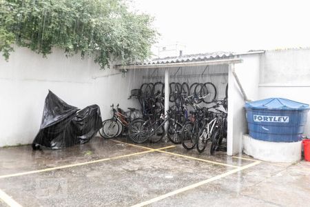 Apartamento para alugar com 66m², 2 quartos e 1 vagaÁrea comum - Bicicletário