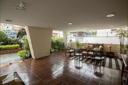 Apartamento para alugar com 66m², 2 quartos e 1 vagaÁrea comum - Hall Social
