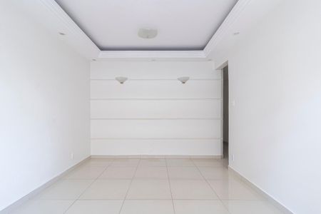 Apartamento para alugar com 66m², 2 quartos e 1 vagaSala