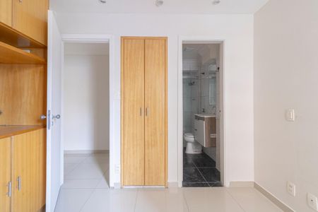 Quarto Suíte de apartamento à venda com 2 quartos, 66m² em Vila Uberabinha, São Paulo