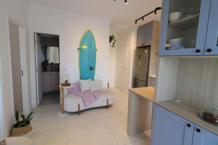 Sala de apartamento à venda com 2 quartos, 45m² em Quitaúna, Osasco