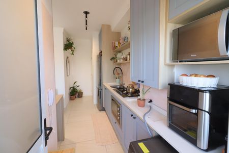 Apartamento à venda com 45m², 2 quartos e 1 vagaCozinha e Área de Serviço