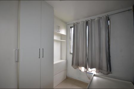 Quarto 1 de apartamento para alugar com 2 quartos, 43m² em Honório Gurgel, Rio de Janeiro