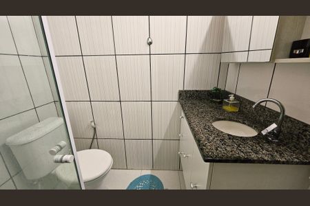 Casa à venda com 140m², 4 quartos e sem vagaBanheiro