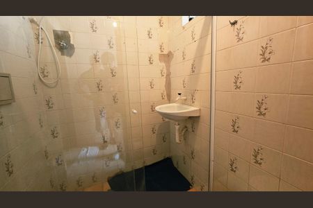 Casa à venda com 140m², 4 quartos e sem vagaBanheiro 2