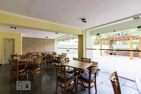 Apartamento à venda com 74m², 3 quartos e 1 vagaÁrea comum - Salão de festas