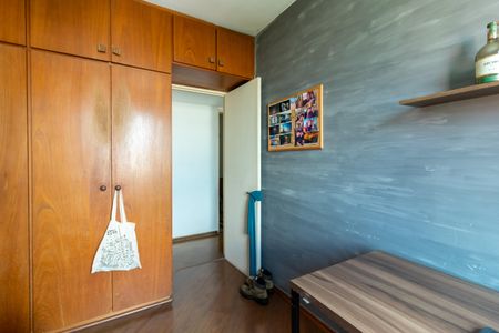 Apartamento à venda com 74m², 3 quartos e 1 vagaQuarto 2