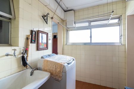 Apartamento à venda com 74m², 3 quartos e 1 vagaÁrea de Serviço