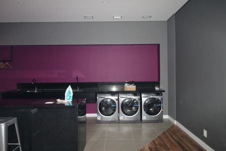 Apartamento para alugar com 60m², 1 quarto e 1 vagaÁrea comum - Lavanderia