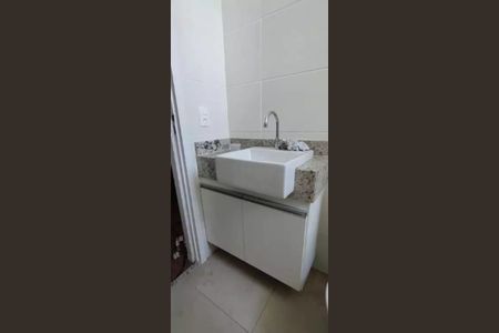 Apartamento à venda com 58m², 2 quartos e 2 vagas Apartamento à venda com 58m², 2 quartos e 2 vagasBanheiro