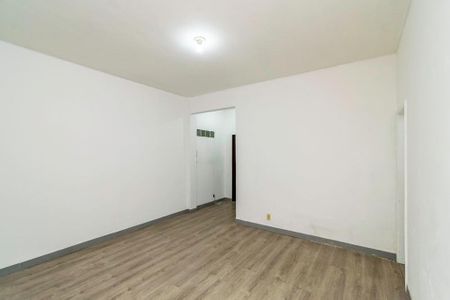 Apartamento à venda com 68m², 2 quartos e sem vaga Apartamento à venda com 68m², 2 quartos e sem vagaSala