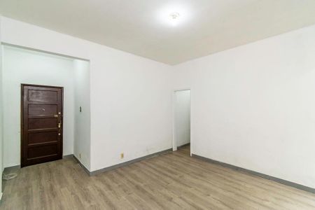 Sala de apartamento à venda com 2 quartos, 68m² em Olaria, Rio de Janeiro