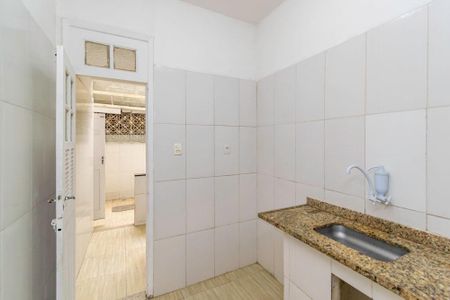 Apartamento à venda com 68m², 2 quartos e sem vaga Apartamento à venda com 68m², 2 quartos e sem vagaCozinha