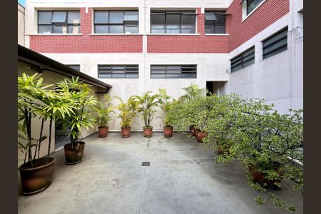 Apartamento à venda com 32m², 1 quarto e sem vagaÁrea comum