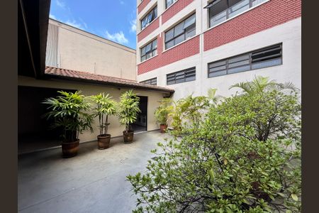 Apartamento à venda com 32m², 1 quarto e sem vagaÁrea comum