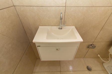 Casa para alugar com 80m², 2 quartos e sem vagaBanheiro