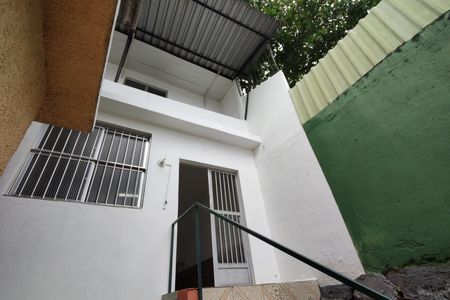 Casa para alugar com 100m², 1 quarto e 1 vaga Casa para alugar com 100m², 1 quarto e 1 vagaFachada
