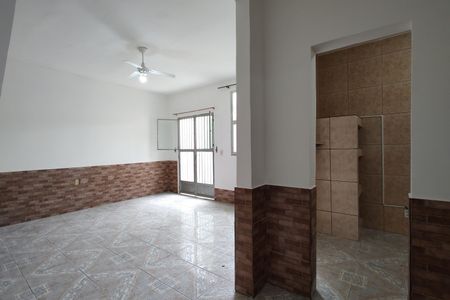 Sala de casa para alugar com 1 quarto, 100m² em Taquara, Rio de Janeiro