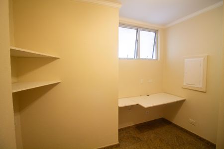 Apartamento para alugar com 216m², 4 quartos e 2 vagasEscritório
