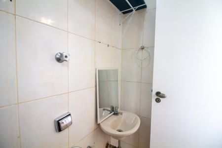 Apartamento para alugar com 216m², 4 quartos e 2 vagasBanheiro de Serviço