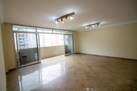 Apartamento para alugar com 216m², 4 quartos e 2 vagasSala