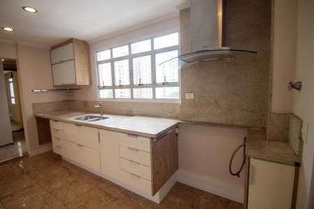 Apartamento para alugar com 216m², 4 quartos e 2 vagasCozinha