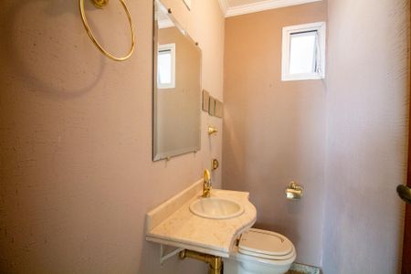 Apartamento para alugar com 216m², 4 quartos e 2 vagasLavabo