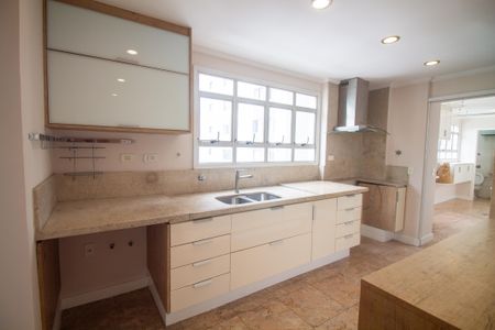 Apartamento para alugar com 216m², 4 quartos e 2 vagasCozinha