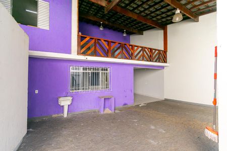Casa para alugar com 150m², 3 quartos e 7 vagas Casa para alugar com 150m², 3 quartos e 7 vagasQuintal