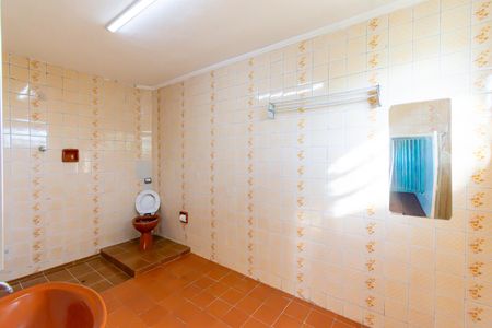 Casa para alugar com 150m², 3 quartos e 7 vagas Casa para alugar com 150m², 3 quartos e 7 vagasBanheiro