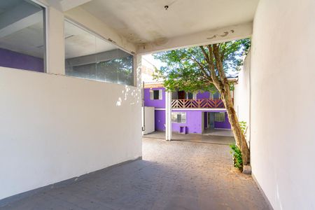 Casa para alugar com 150m², 3 quartos e 7 vagas Casa para alugar com 150m², 3 quartos e 7 vagasGaragem