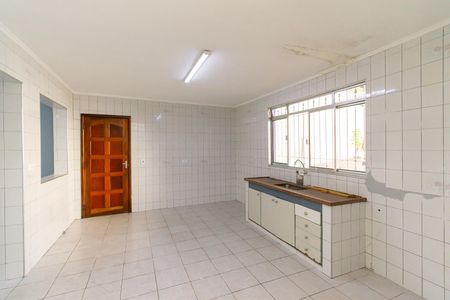 Casa para alugar com 150m², 3 quartos e 7 vagas Casa para alugar com 150m², 3 quartos e 7 vagasCozinha