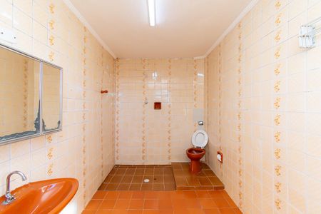 Casa para alugar com 150m², 3 quartos e 7 vagas Casa para alugar com 150m², 3 quartos e 7 vagasBanheiro