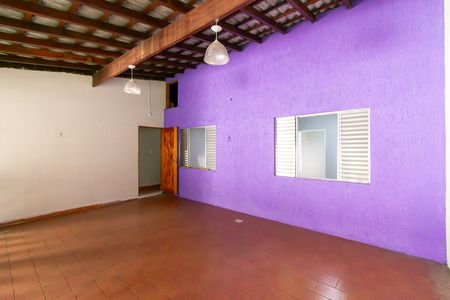 Casa para alugar com 150m², 3 quartos e 7 vagas Casa para alugar com 150m², 3 quartos e 7 vagasVaranda