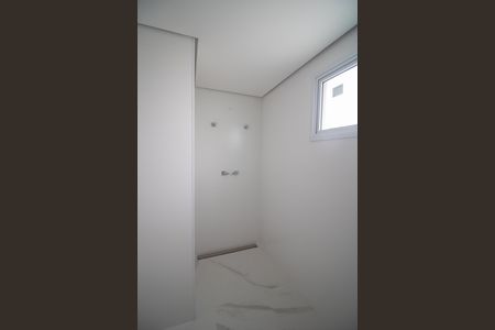 Apartamento à venda com 183m², 4 quartos e 4 vagas Apartamento à venda com 183m², 4 quartos e 4 vagasBANHEIRO DA SUÍTE 1
