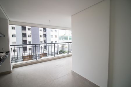 Apartamento à venda com 183m², 4 quartos e 4 vagas Apartamento à venda com 183m², 4 quartos e 4 vagasVARANDA DA SALA